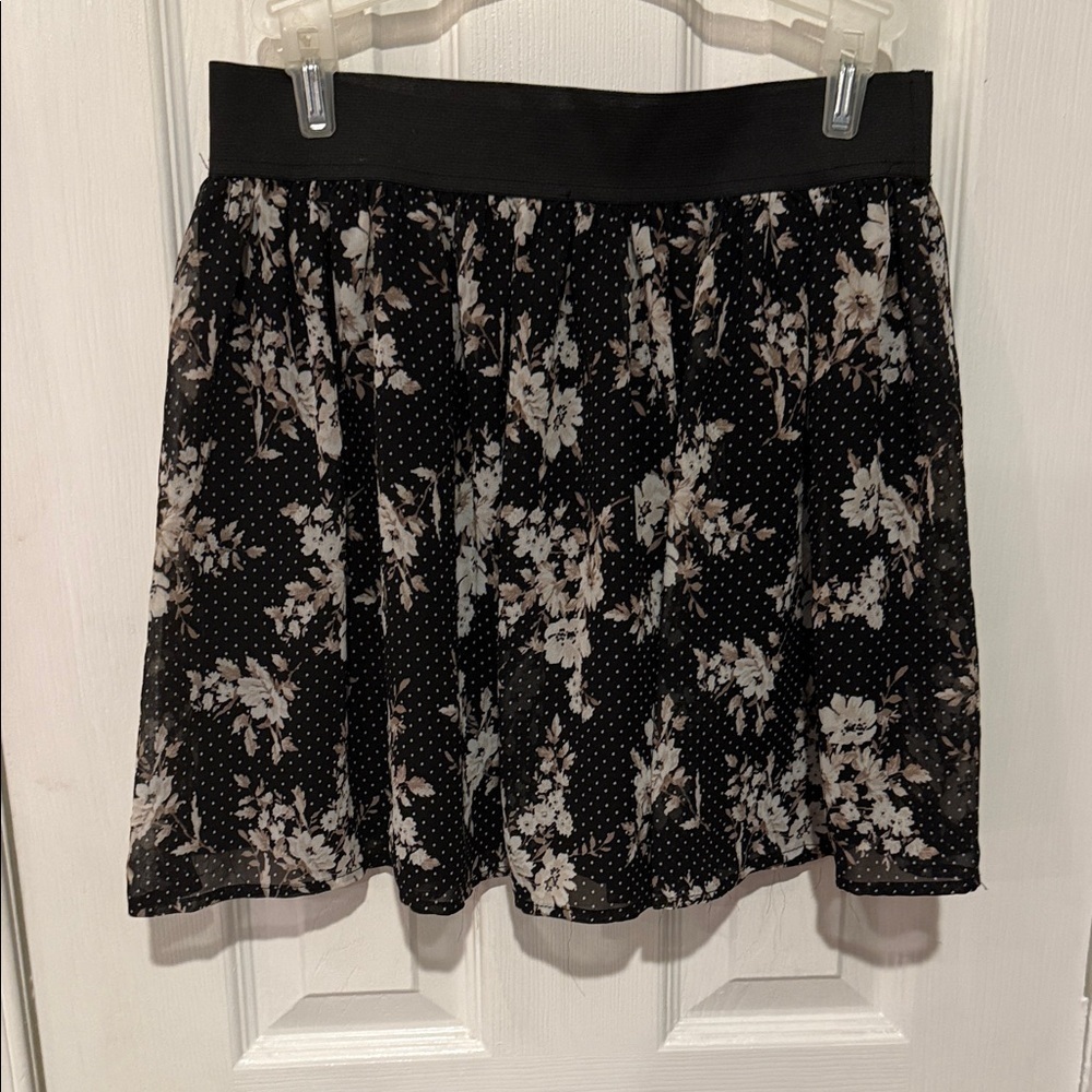 Forever 21 Black Floral Skater Skirt